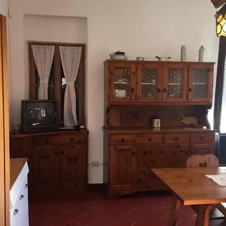 Nel Set Di Piccolo Antico Viola Сasa de vacaciones *