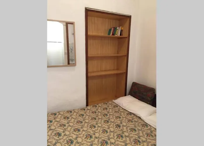 Nel Set Di Piccolo Antico Viola * Valsolda