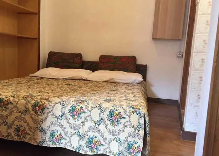 Nel Set Di Piccolo Antico Viola Ferienhaus Valsolda